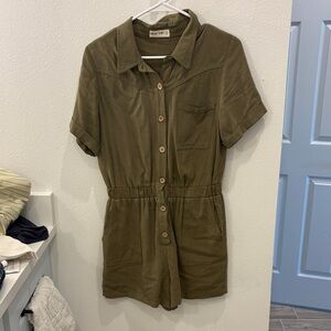 Olive Short-Sleeve Utility Romper - Unbranded